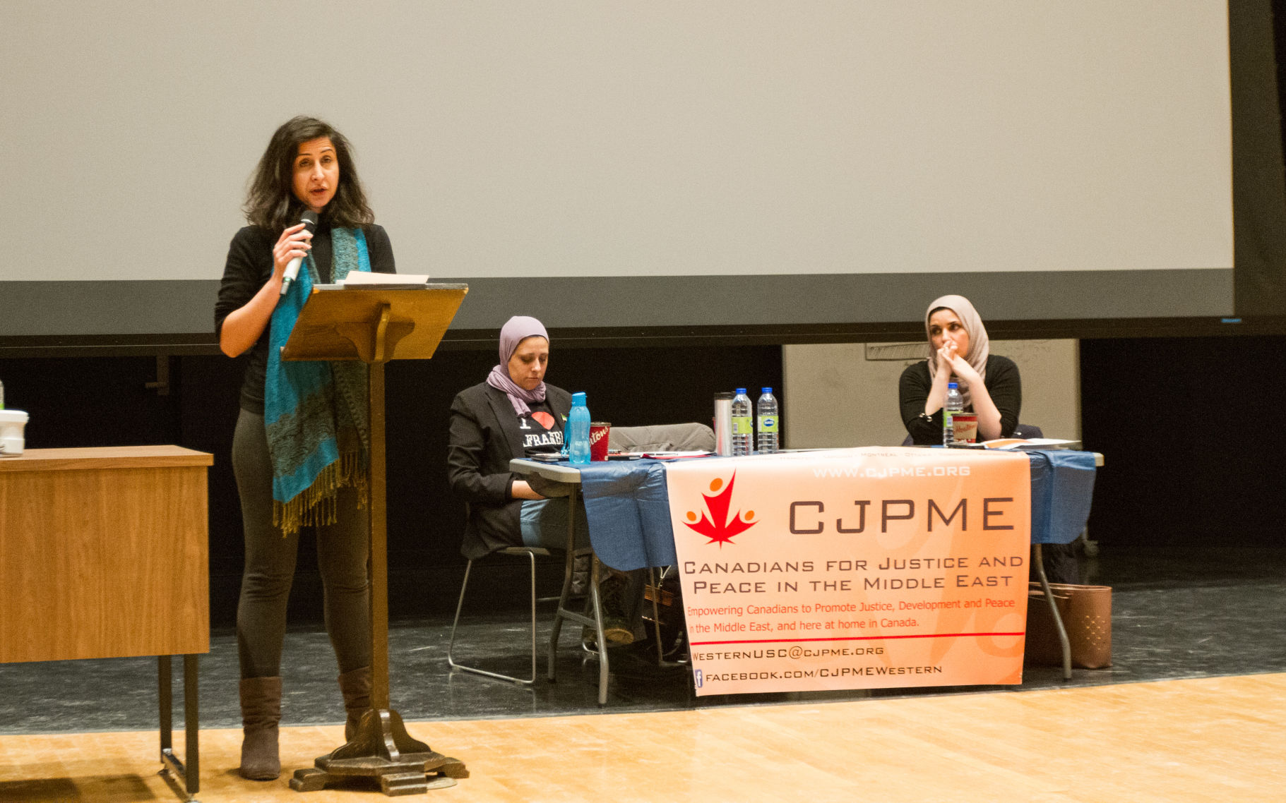 Syrian refugees panel (Photo)